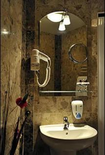 Trojka Hotel Es Panzio Szolnok Phòng bức ảnh